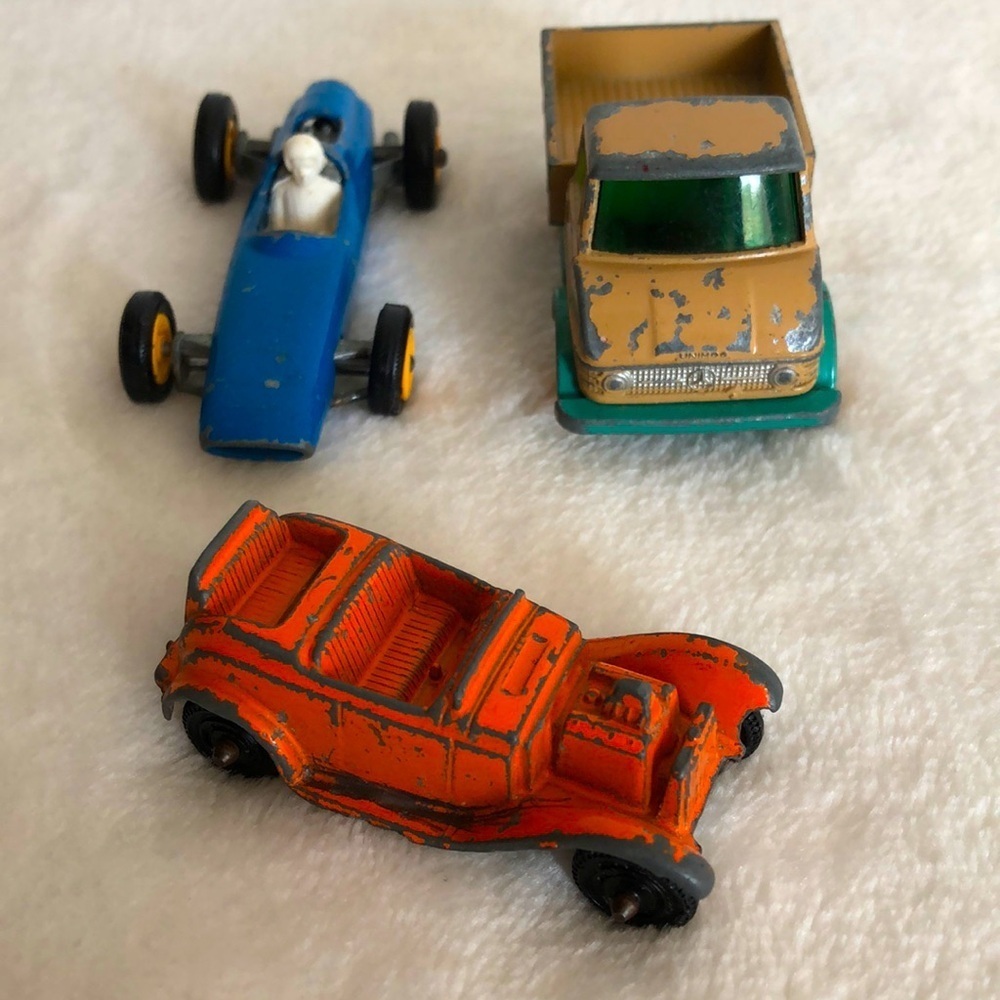 Vintage Matchbox Lesney Diecast Car Lot Classic Collectibles and one tootsie toy